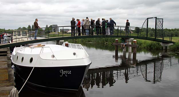 Nieuwe brug Jachthaven Schipluiden geopend - 1 juni 2012